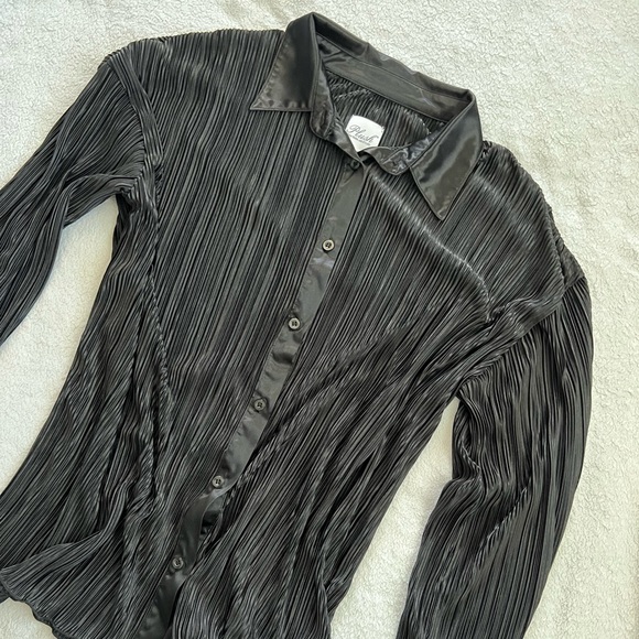 Plush Plisse oversized shirt and pant set - Picture 6 of 7